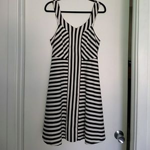 Torrid Black & white striped dress plus sz 0 NWT